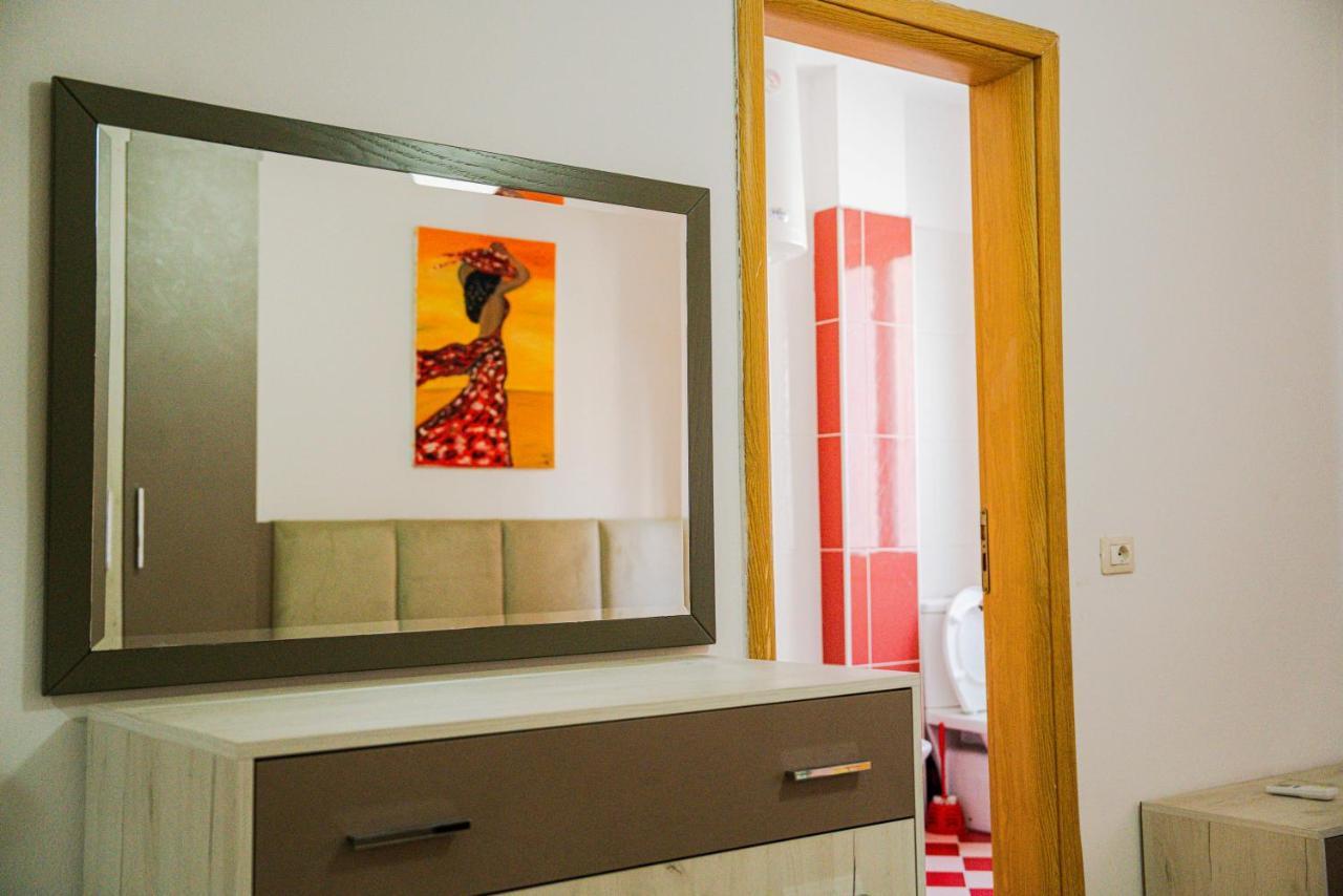 Apartament Casas Del Mar Durres Ngoại thất bức ảnh